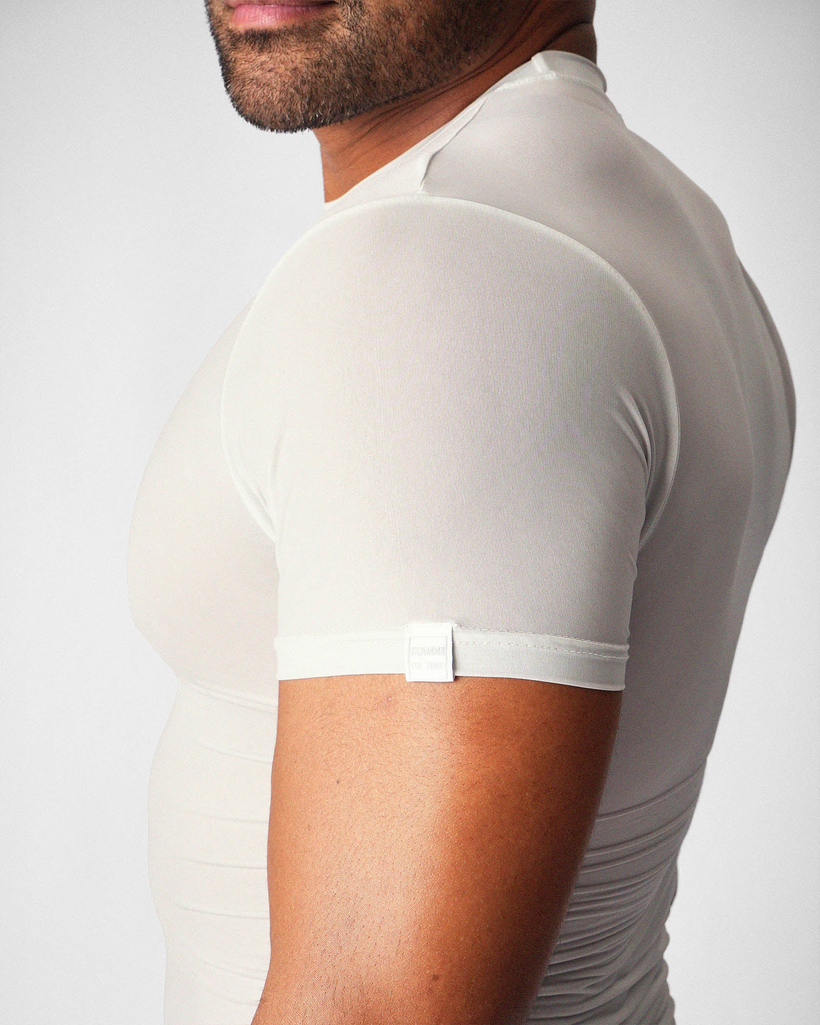 TEAMM8 Allure Sheer Cropped Tee Platinum