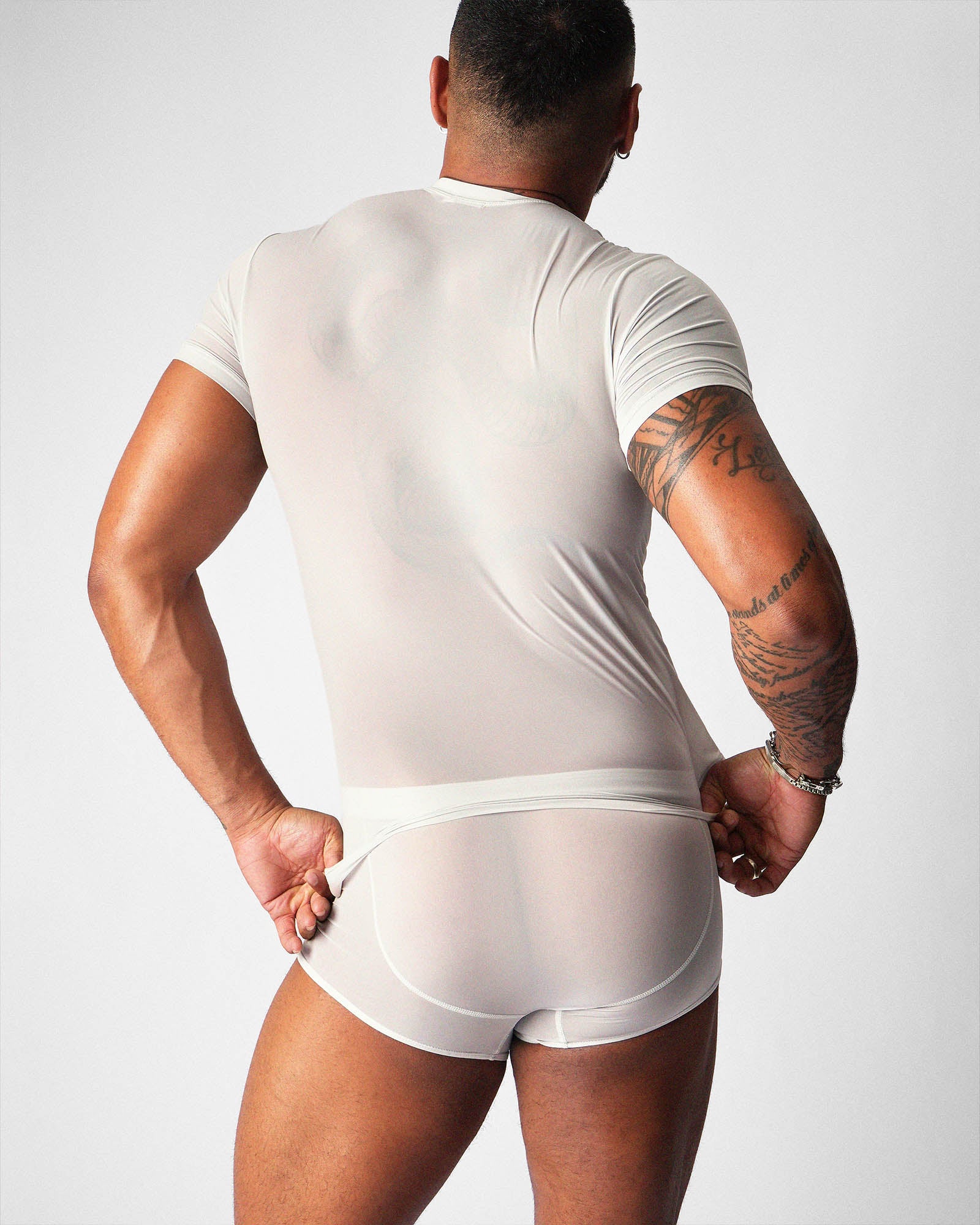 TEAMM8 Allure Sheer Cropped Tee Platinum